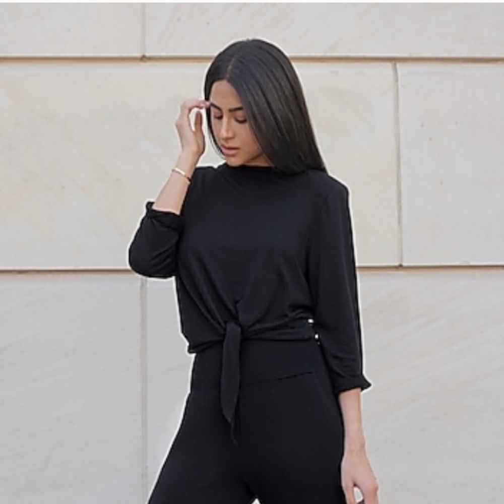 Express Soft Tie Front Sweatshirt (black) (XL)
